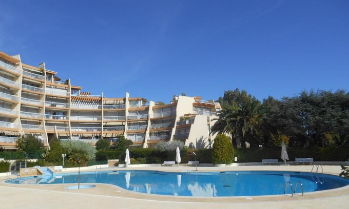 Mandelieu-La-Napoule Apartamento | Appartement Le Jean Bart - Vacances Côte d'Azur