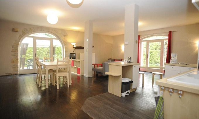 Couchey Apartamento | Appartement La Poulotte