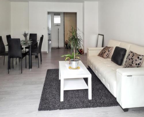 Digne-les-Bains Apartamento | Appartement lumineux dans le centre de Digne-les-Bains avec balcon.