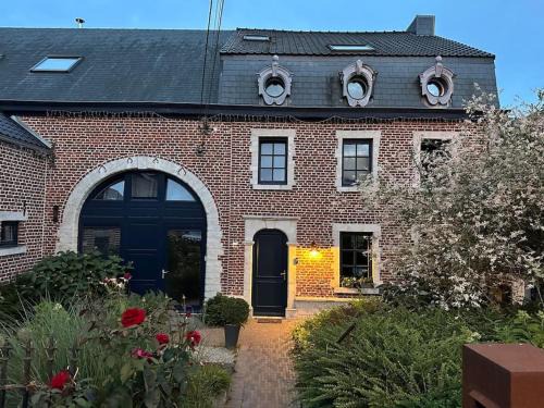 Autre Eglise Casa | Appartement lumineux et chaleureux avec piscine estivale