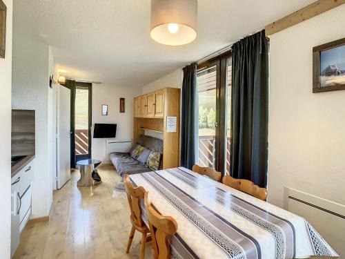 La Toussuire Apartamento | Appartement lumineux 2 pièces avec balcons et animaux admis à La Toussuire - FR-1-417-123