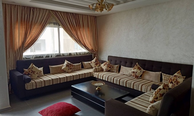 Harhoura Apartamento | Appartement Luxe.piscine et Plage Sable D'or