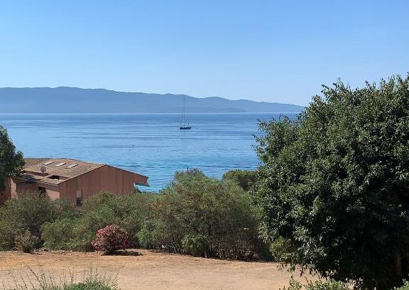 Ajaccio Apartamento | Appartement « Marinella » splendide vue mer aux Sanguinaires