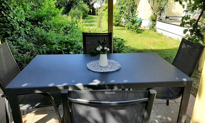 Kredenbach Apartamento | Appartement mit 4 Einzelbetten in 3 Schlafzimmern