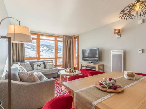 Arc-1800 Apartamento | Appartement moderne 4 pièces avec piscine, spa, parking et accès direct aux pistes - FR-1-352-65