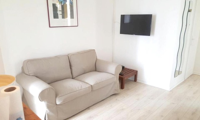 Rosny-sous-Bois Apartamento | Appartement moderne à Rosny-sous-Bois, 38 m² avec vue