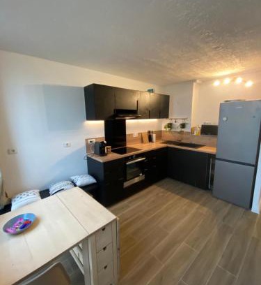 Meudon-la-Foret Apartamento | Appartement Moderne 2 chambres Proche Paris