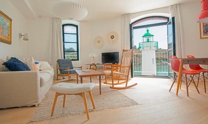 Sauzon Apartamento | Appartement moderne avec vue sur port et balcon à Sauzon - FR-1-418-188
