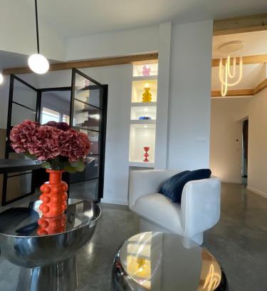 Pontarlier Apartamento | Appartement moderne dominant la ville
