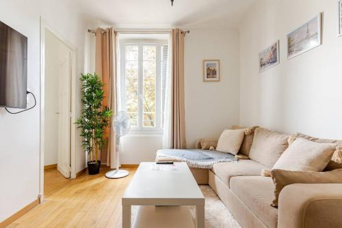 Le Bourget Apartamento | Appartement moderne entier Paris-le Bourget et CDG