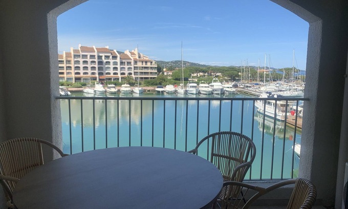 Port Cogolin Apartamento | Appartement Neuf et Climatisé Marines de Cogolin
