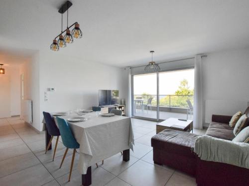 Evian-les-Bains Apartamento | Appartement neuf moderne avec balcon et garage à Évian - FR-1-498-103
