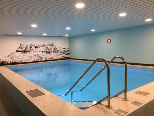 Morgins Apartamento | Appartement plus Pool, Morgins, Portes du Soleil