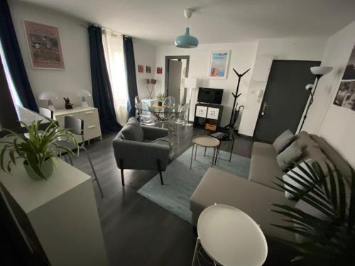 Schiltigheim Apartamento | Appartement privé 2 pièces 42m proche centre