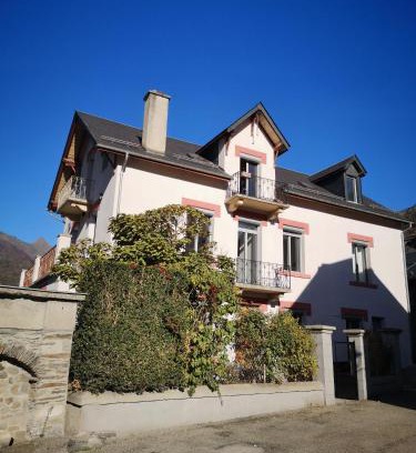 Esquieze-Sere Apartamento | Appartement proche stations de ski et thermales