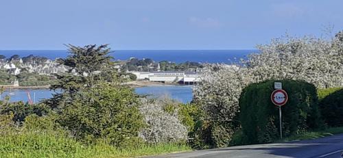 Plougasnou Apartamento | APPARTEMENT PROCHE BORD DE MER