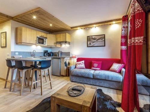 Meribel-Mottaret Apartamento | Appartement rénové à Méribel, proche pistes, balcon, 4 couchages - FR-1-355-108
