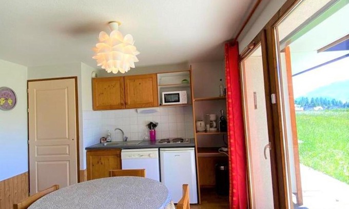 La Joue du Loup Apartamento | Appartement rénové 6 pers, terrasse, parking, local ski - FR-1-504-150