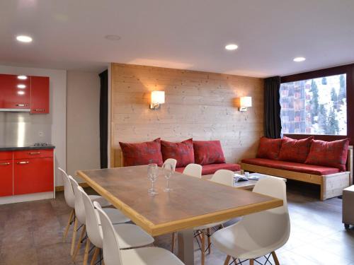 Macot-la-Plagne Apartamento | Appartement rénové et chaleureux proche des pistes, 3 pièces + cabine pour 8 pers, animaux admis - FR-1-181-1922
