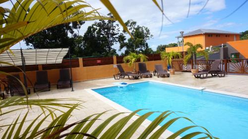 Cafeiere Apartamento | Appartement romantique à Deshaies - 46 m² - spa et piscine