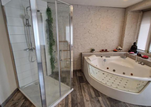 Masevaux Apartamento | Appartement Romantique