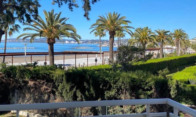 Saint-Laurent-du-Var Apartamento | Appartement sur la Plage, Le Royal Beach