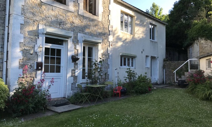 Vierville-sur-Mer Apartamento | Appartement sur Jardin à 500m de la Plage d Omaha Beach