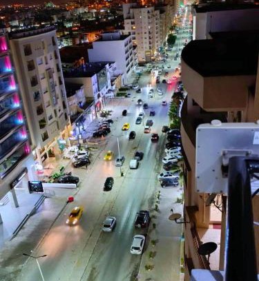 Ennasr Apartamento | Appartement S1 Chaleureux a Ennasr avec Vue Panoramique - Wi-Fi Fibre