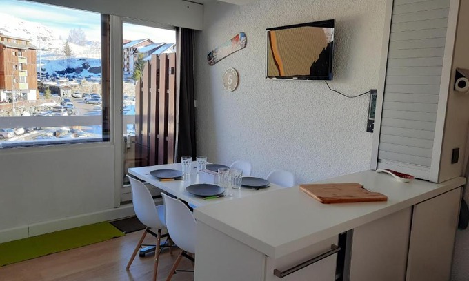 Eclose-Est Apartamento | Appartement Ski aux pieds