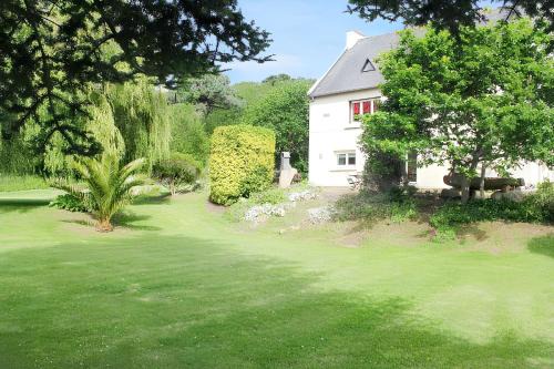 Trevou-Treguignec Apartamento | Appartement spacieux vue mer Trévou