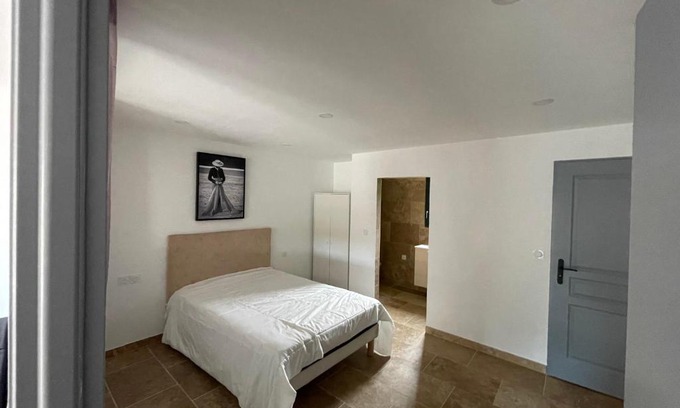 Cabannes Cama Y Desayuno | Appartement Spacieux Agréable