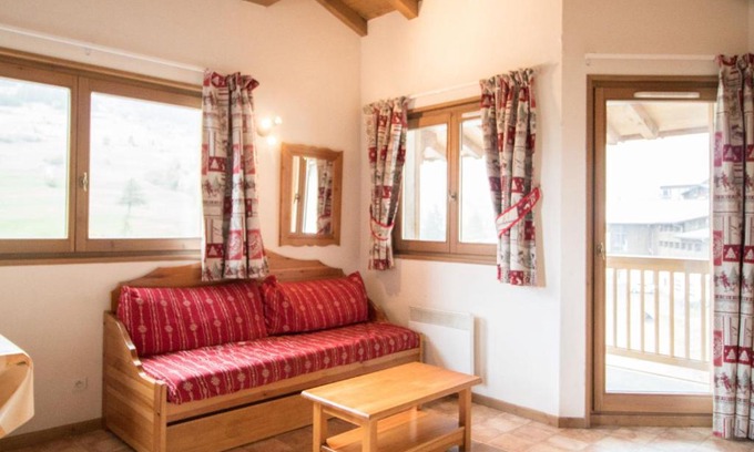 Val Cenis Apartamento | Appartement spacieux pour 6 au pied des pistes avec PARKING et WIFI - FR-1-508-27