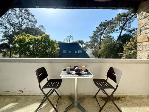 Carnac Apartamento | Appartement T2 + Cabine à Carnac, Proche Plages, Balcon, Parking, 4 Pers. - FR-1-377-51