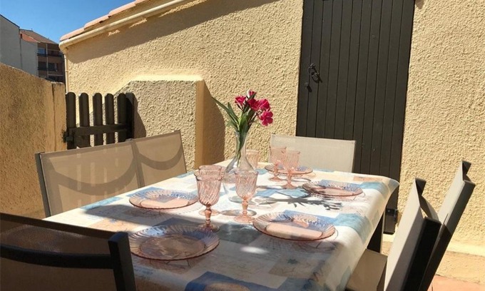 Port Leucate Apartamento | Appartement T2 Mezzanine, 6 couchages, bord de plage, parking privé, proche commerces et Aqualand - FR-1-81-47