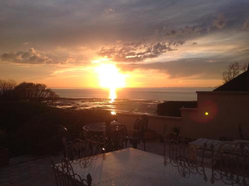 Villerville Apartamento | Appartement terrasse face mer