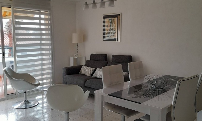 Valras-Plage Apartamento | Appartement Type 3 Valras Plage à 300m de la Plage