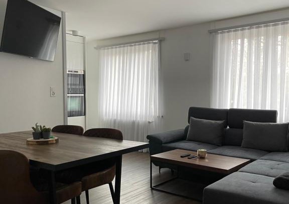 Couvet Apartamento | Appartement Wonder 2 au centre de Couvet
