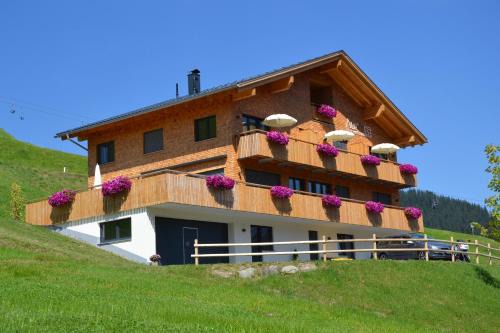 Damuels Apartamento | Appartements Aurora
