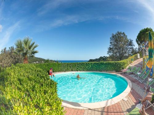 Marina di Andora Apartamento | Appartements mit Veranda, Andora