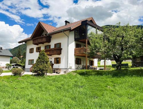 Rasun di Sopra Apartamento | Appartements Wiesenheim