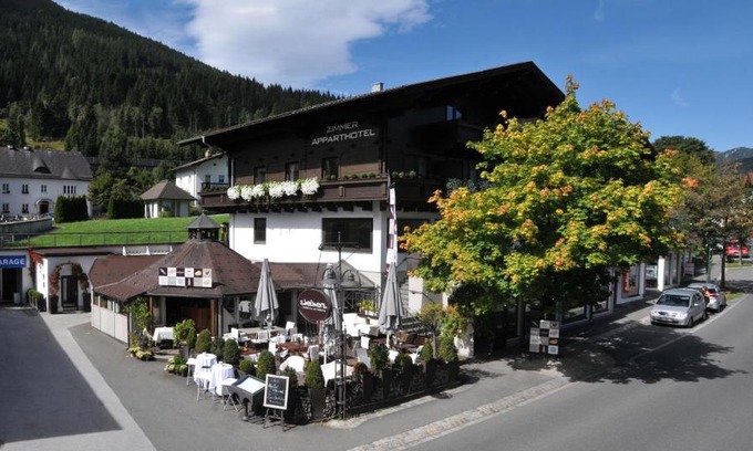 Eben im Pongau Apartamento | Apparthotel Restaurant Steiners