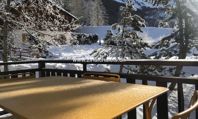 Zinal Apartamento | Appartment in a building in Zinal - 1 bedroom with 1 double bed (140x200) - 1 bedroom with 2 bunk be