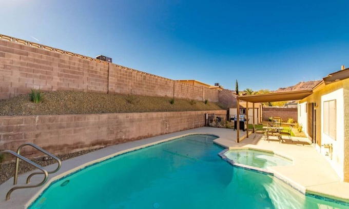Highland Hills Casa | Appian · Stunning Renovated home, Included Heated Pool&Spa