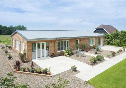 Etchinghill Casa | Apple Barn