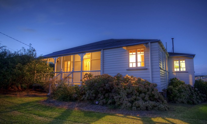 Stanthorpe Casa | Apple Blossom Cottage