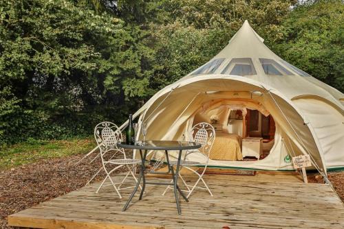 Alkborough Casa | Apple Blossom