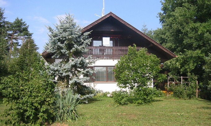 Gabrovcec Cabaña | Apple Tree Cottage located in a private garden with an orchard comfortable for 8