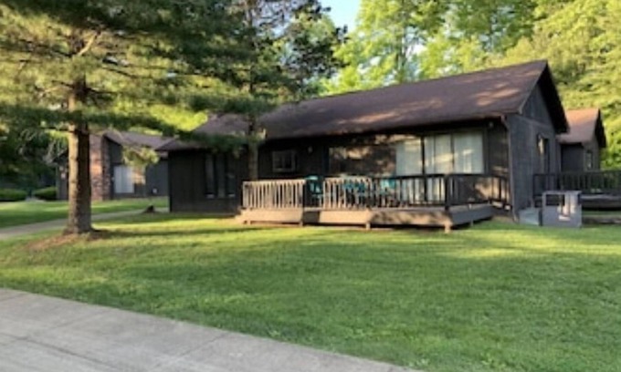 Apple Valley Condominio | Apple Valley Lake, Pools and Beaches! Guest passes available for small fee.