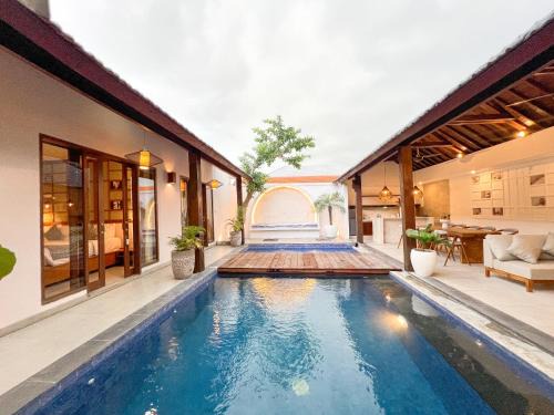 Sunset Road Complejo | Apple Villa & Suite Seminyak