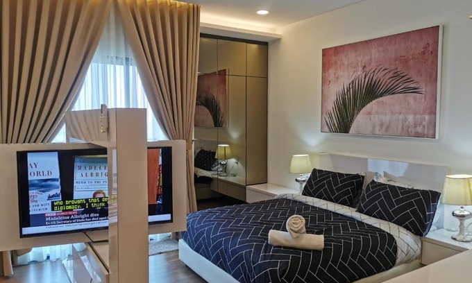 Seri Kembangan Apartamento | Apple6@Menara Simfoni/Symphony Tower C180/Cheras/Netflix/TV Box/Wifi/Free Parking